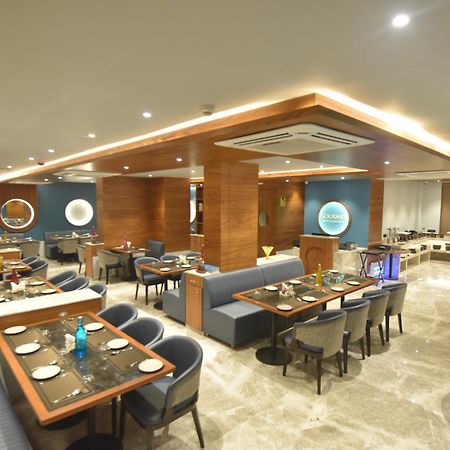 Kings Kraft Tremezzo Inn, Somnāth Екстериор снимка