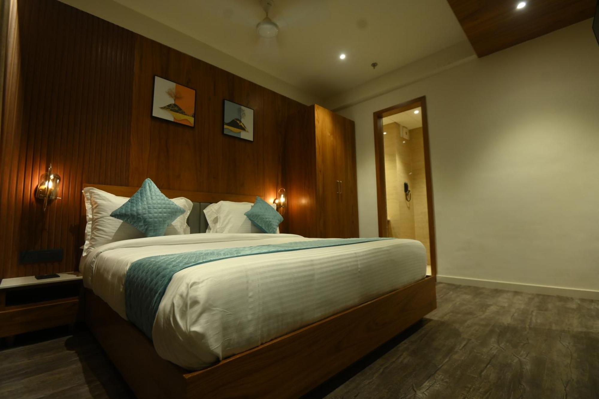 Kings Kraft Tremezzo Inn, Somnāth Екстериор снимка